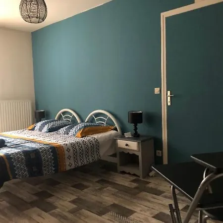 Grande Chez L'habitant En Hyper Centre Ville Quarto em Acomodações Particulares Villedieu-les-Poëles